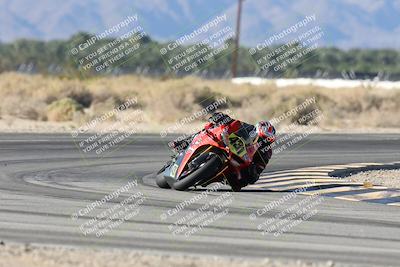 media/Nov-01-2025-CVMA (Sat) [[fc0f7531b8]]/Race 11-Amateur Supersport Open/